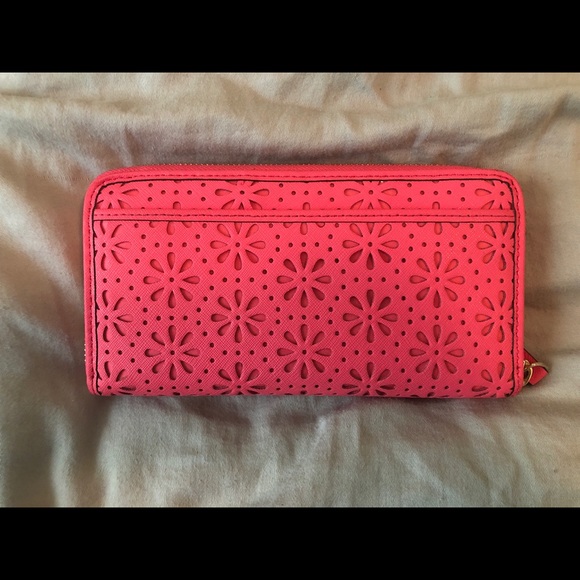 Kate Spade pink leather wallet - Picture 2 of 3